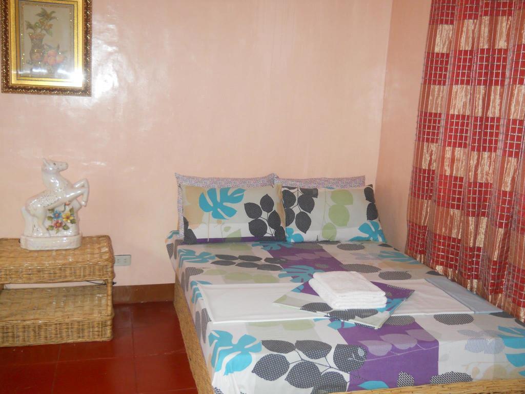 Lagrosa Backpackers Hotel โกรอน ห้อง รูปภาพ