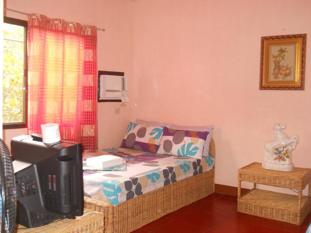 Lagrosa Backpackers Hotel โกรอน ภายนอก รูปภาพ